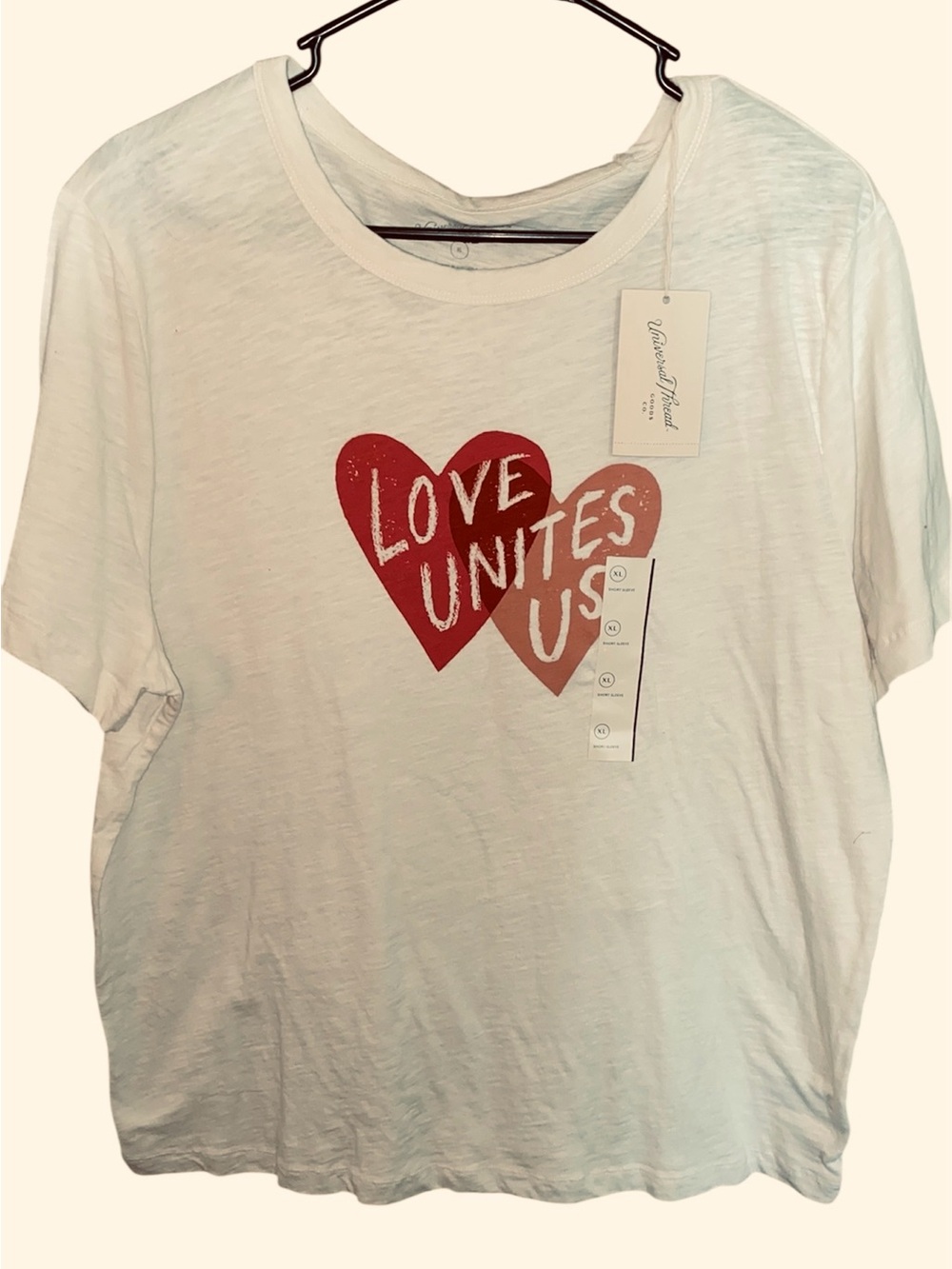 Universal Thread "Love Unites Us" graphic tee. NWT SZ XL - Picture 2 of 6